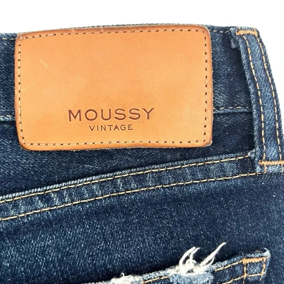 MOUSSY VINTAGE Ankle Boyfriend Distressed Jeans Dark Wash Denim Premium Size 27 - Picture 3 of 9